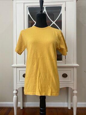 Women’s Short Sleeve Crewneck Tee - Yellow